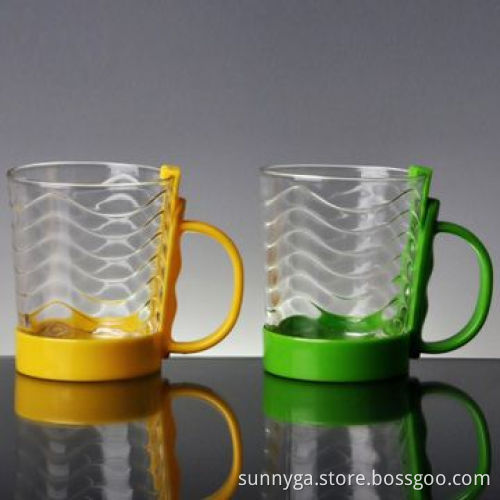 Machine Pressed Mugs for Promotions, with Plastic Handle and Base, Various Colors are Available